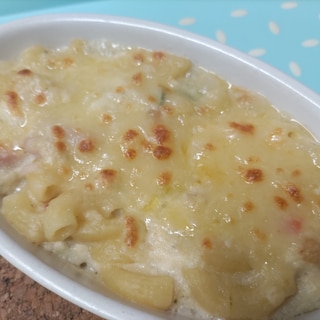 余ったマカロニサラダと豆腐のグラタン